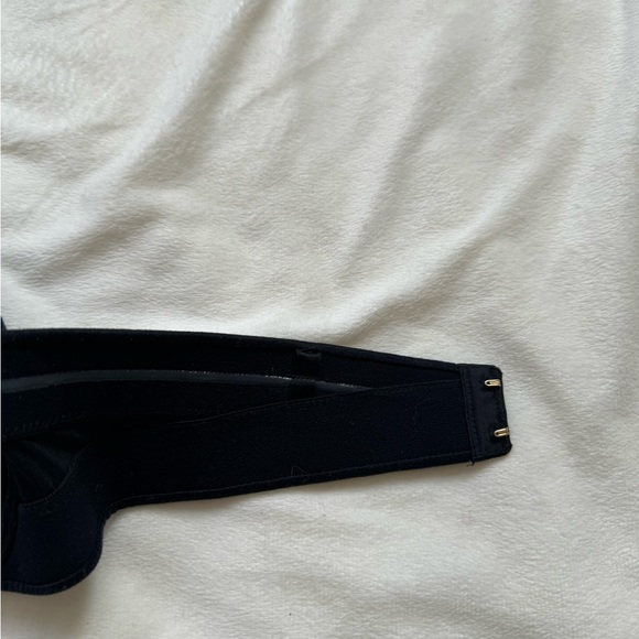 Victorias Secrect Very Sexy strapless bra - Picture 2 of 4